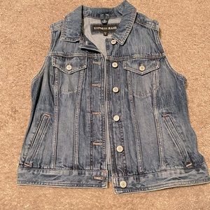 Express Denim Vest - M